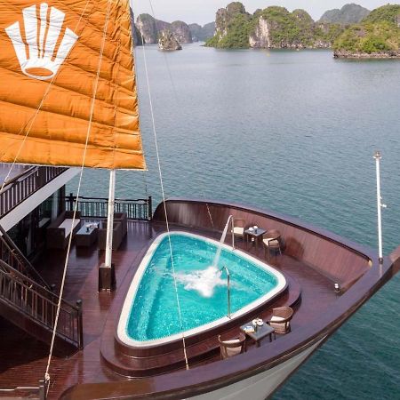 Genesis Luxury Regal Cruises Hotell Ha Long Exteriör bild