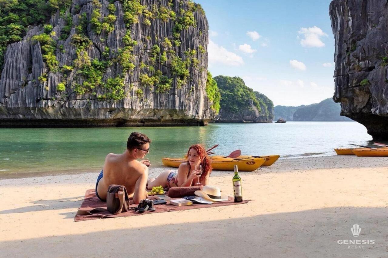 Genesis Luxury Regal Cruises Hotell Ha Long Exteriör bild