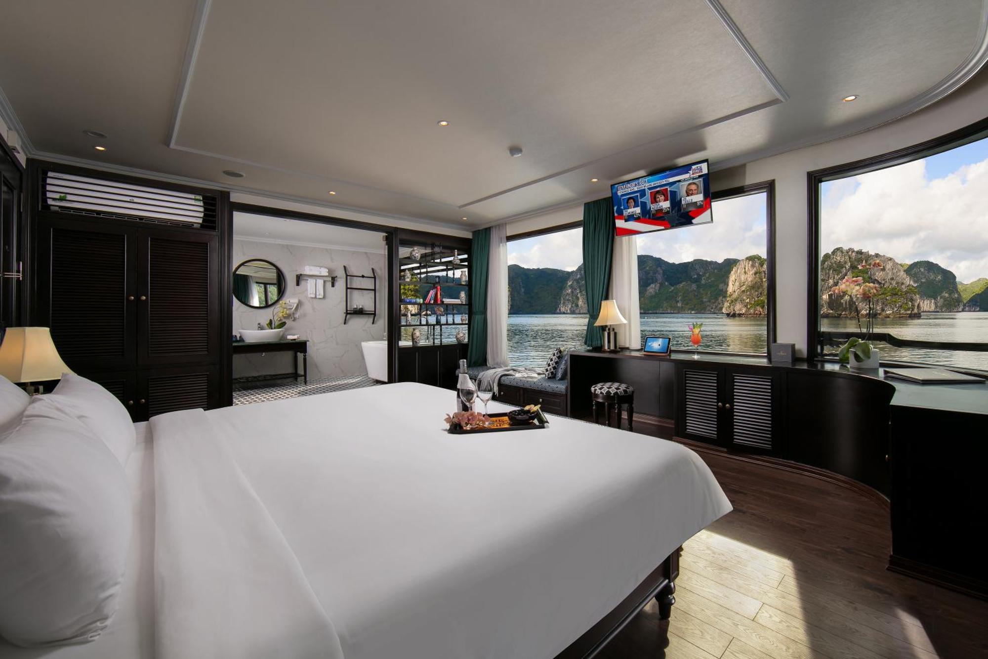 Genesis Luxury Regal Cruises Hotell Ha Long Exteriör bild