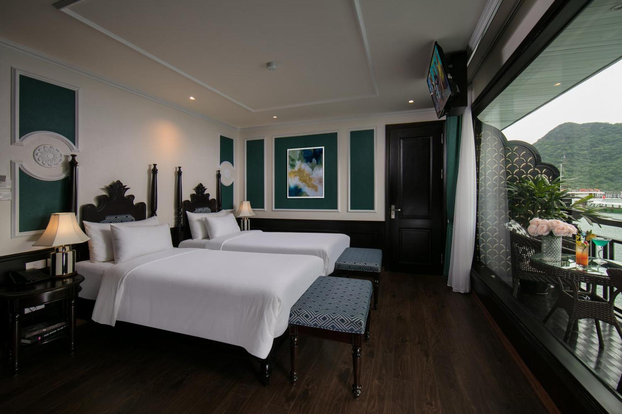 Genesis Luxury Regal Cruises Hotell Ha Long Exteriör bild
