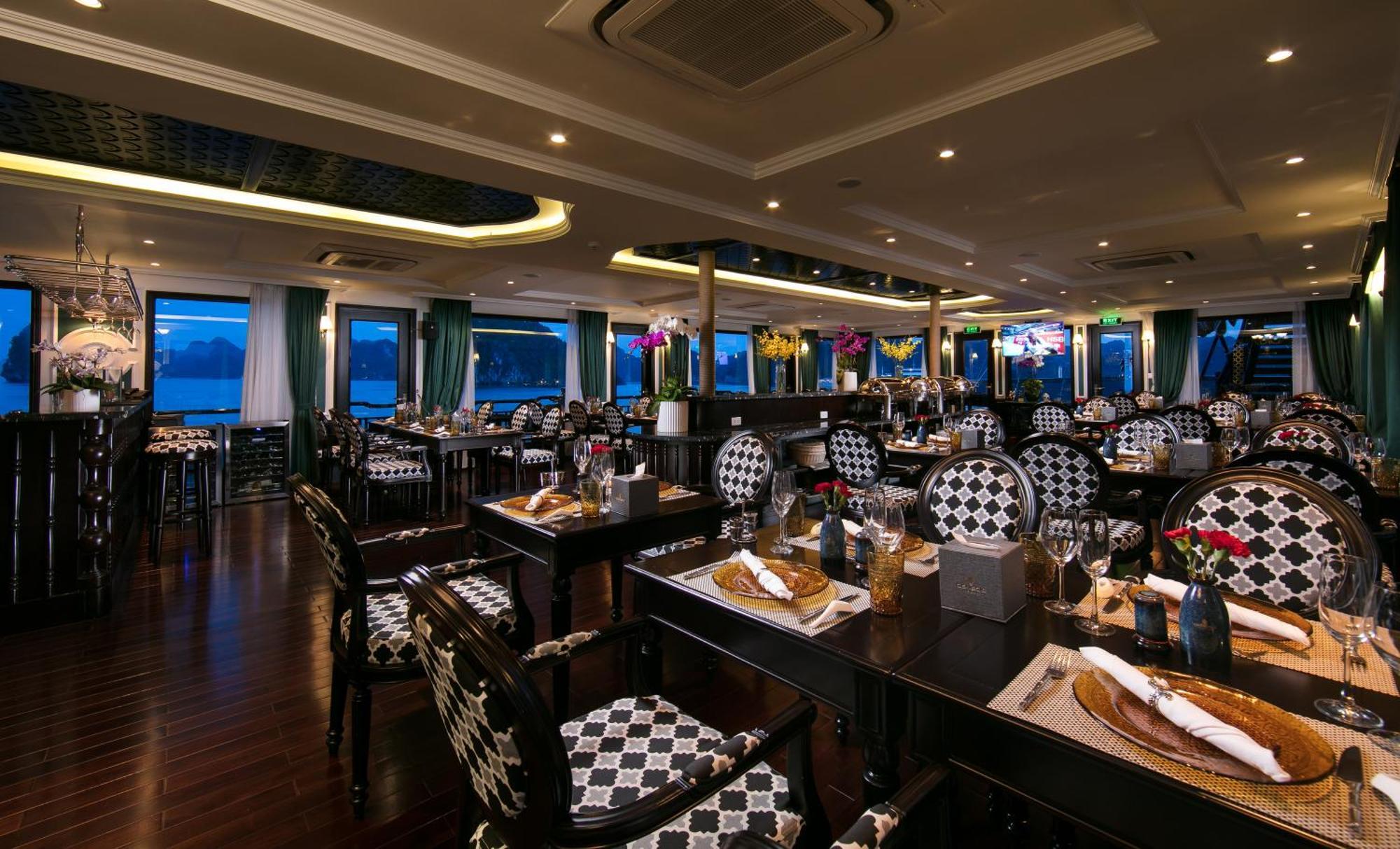 Genesis Luxury Regal Cruises Hotell Ha Long Exteriör bild